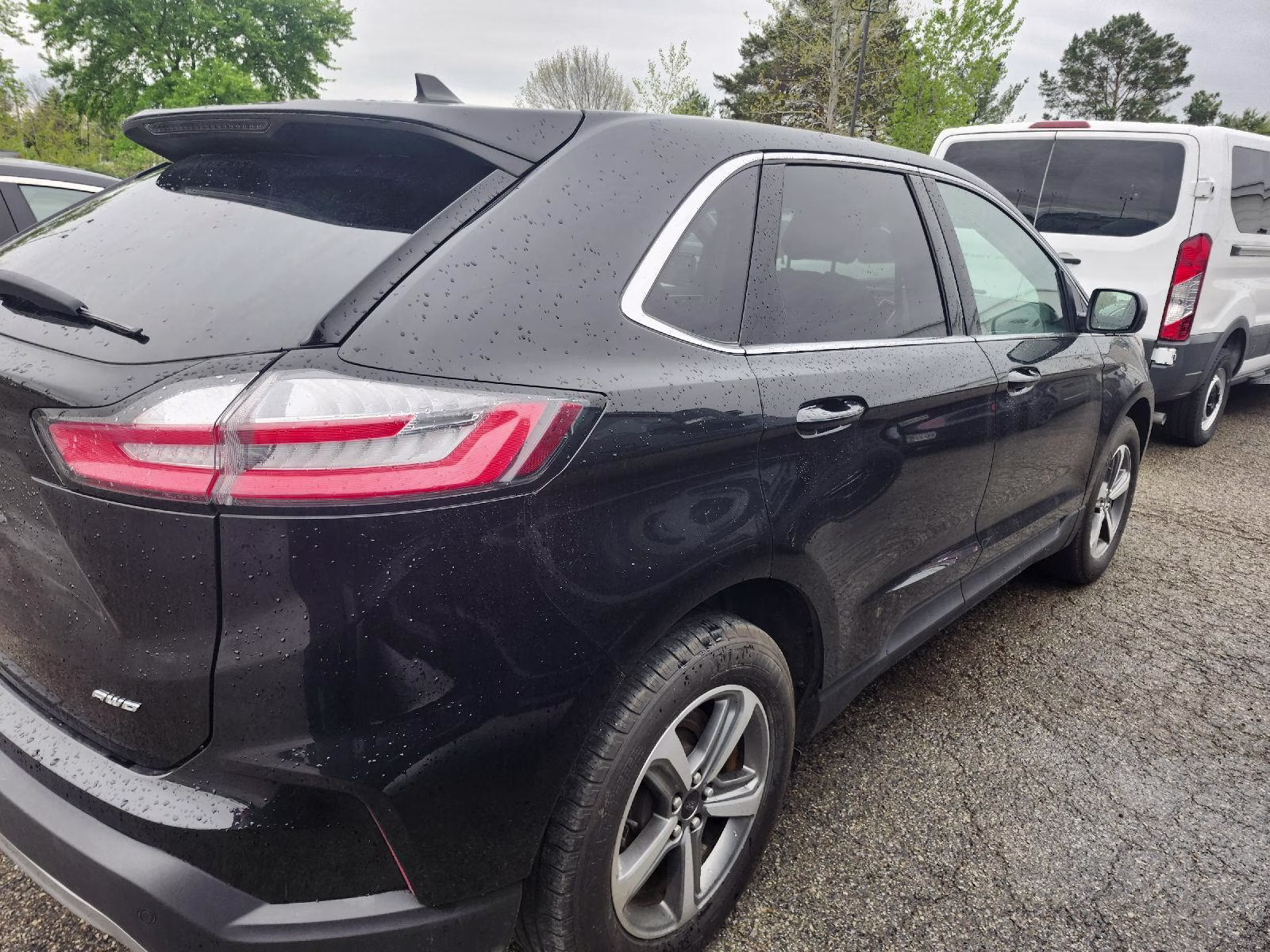 2024 Agate Black Ford Edge SEL AWD SUV