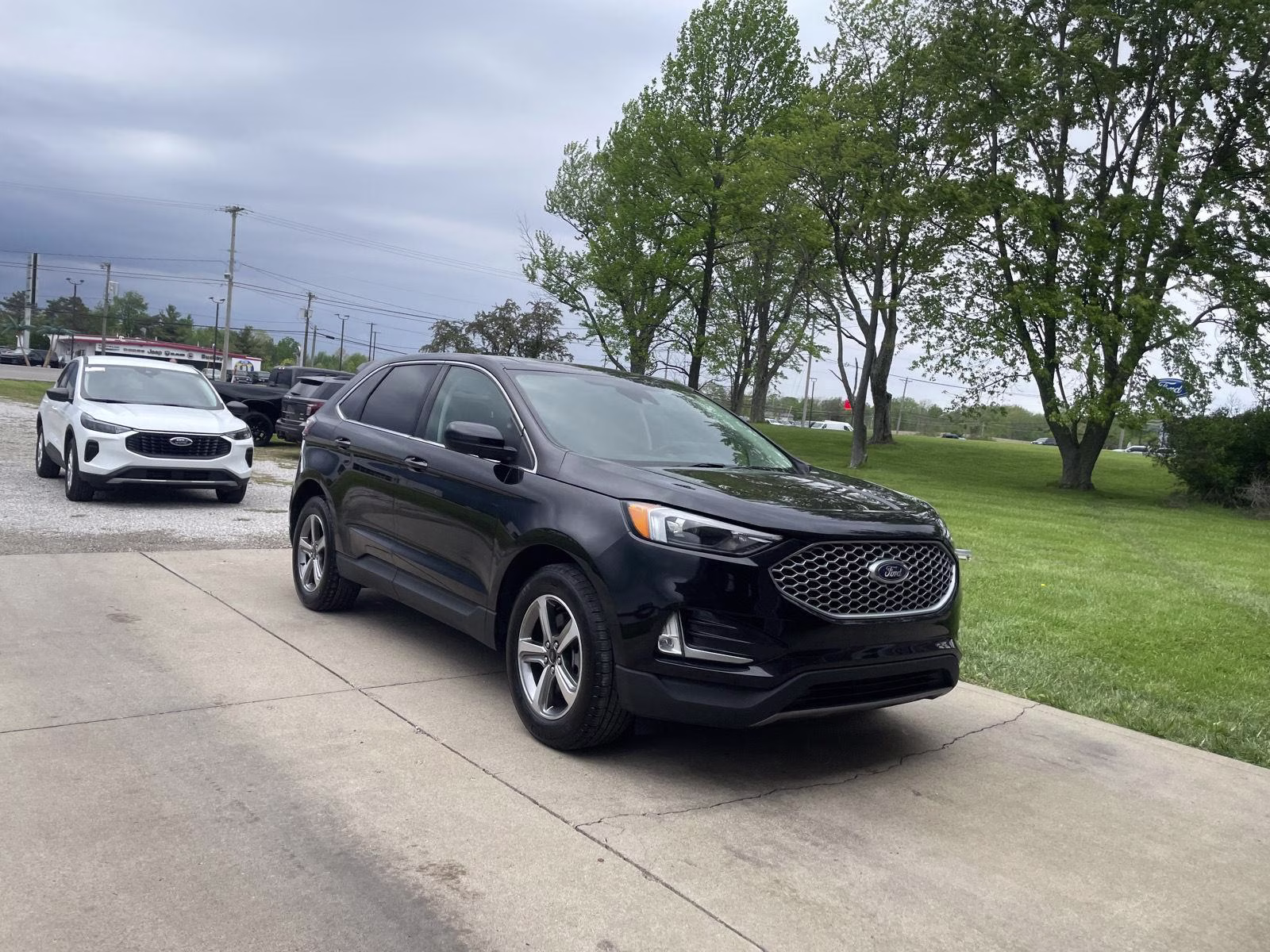 2024 Agate Black Ford Edge SEL AWD SUV