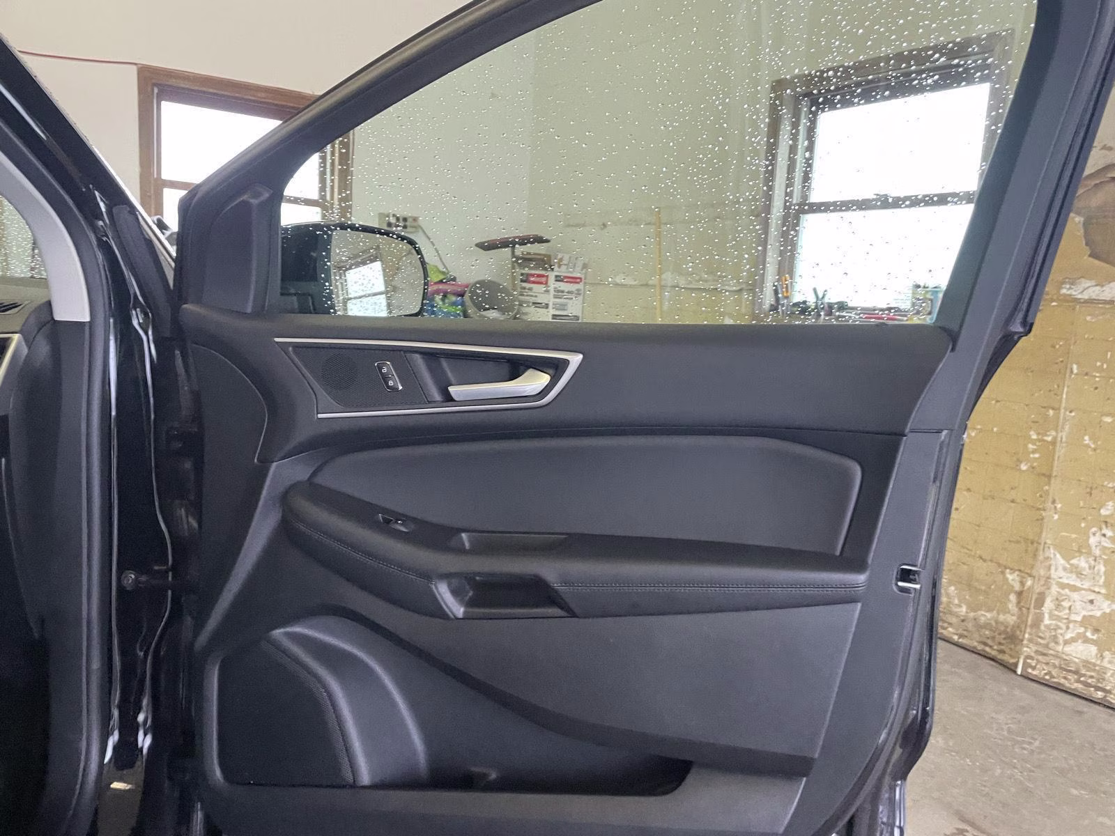 2024 Agate Black Ford Edge SEL AWD SUV