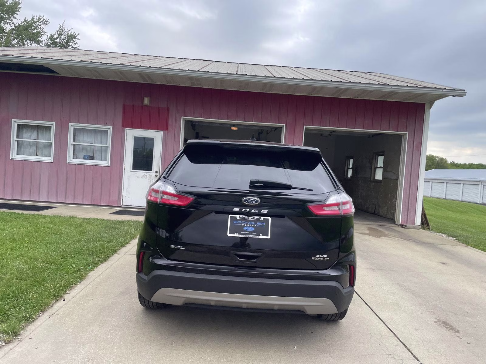 2024 Agate Black Ford Edge SEL AWD SUV