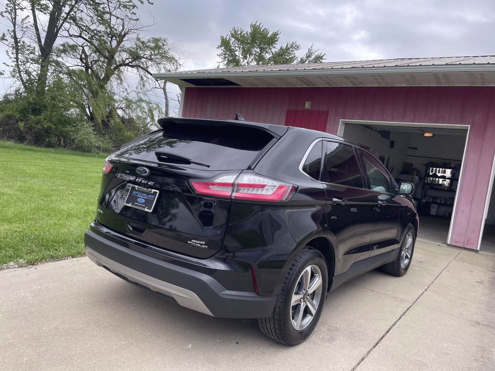 2024 Agate Black Ford Edge SEL AWD SUV