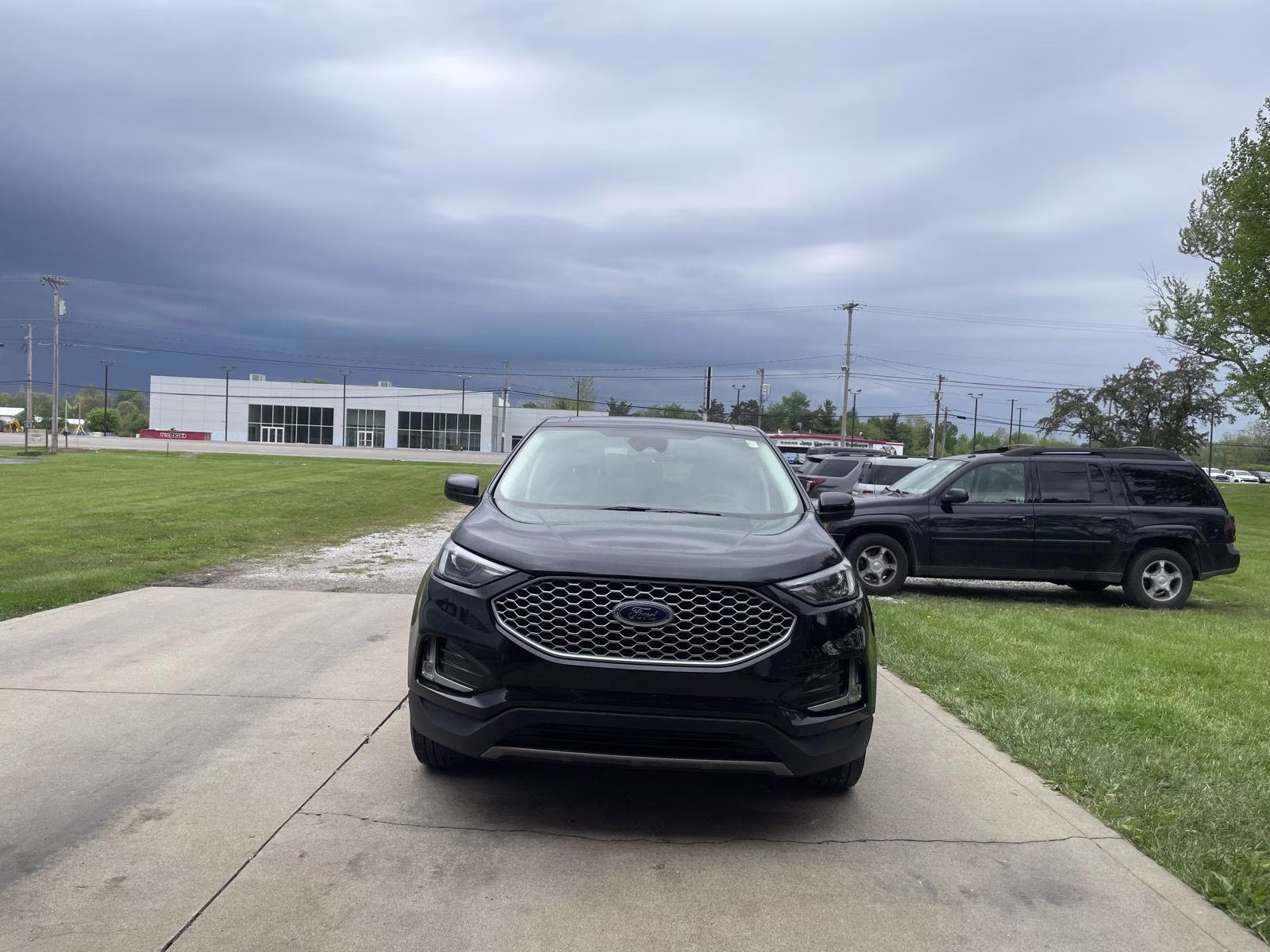 2024 Agate Black Ford Edge SEL AWD SUV