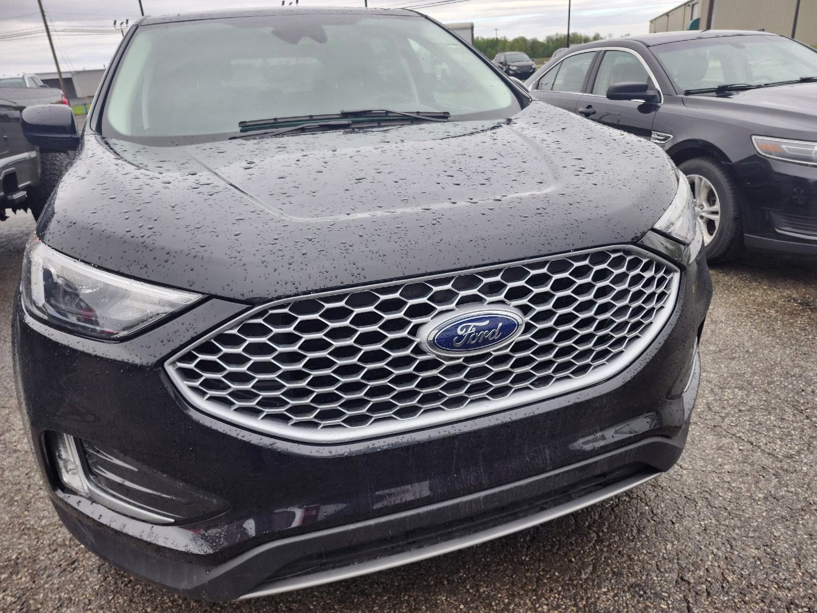 2024 Agate Black Ford Edge SEL AWD SUV