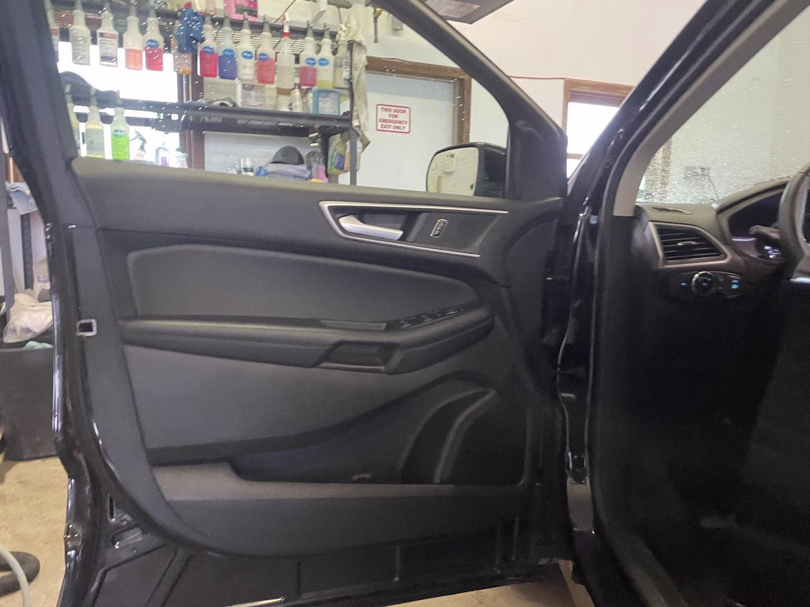 2024 Agate Black Ford Edge SEL AWD SUV