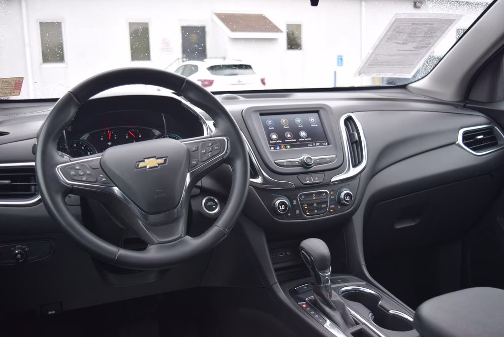 2024 Black Metallic Chevrolet Equinox LT AWD SUV
