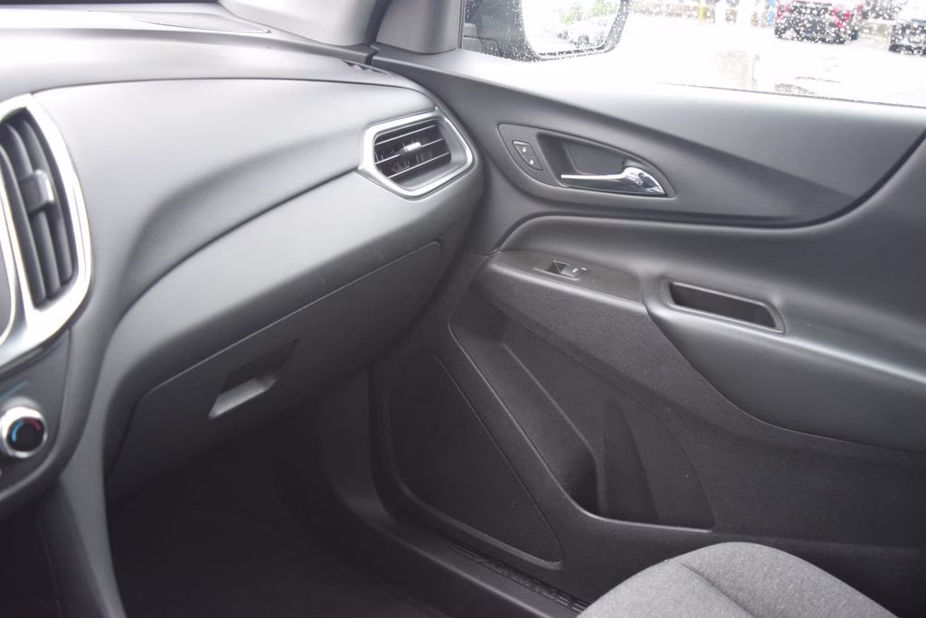 2024 Black Metallic Chevrolet Equinox LT AWD SUV