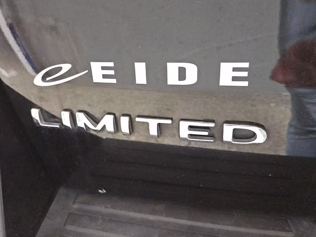 2024 Agate Black Metallic Ford Expedition Limited 4X4 SUV
