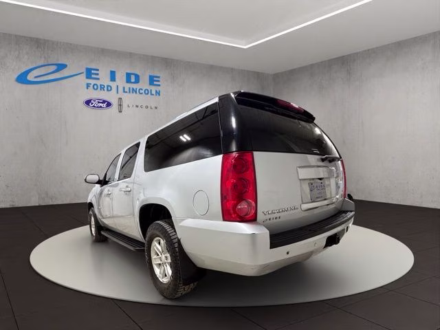 2014 Quicksilver Metallic GMC Yukon XL SLE 1500 4X4 SUV