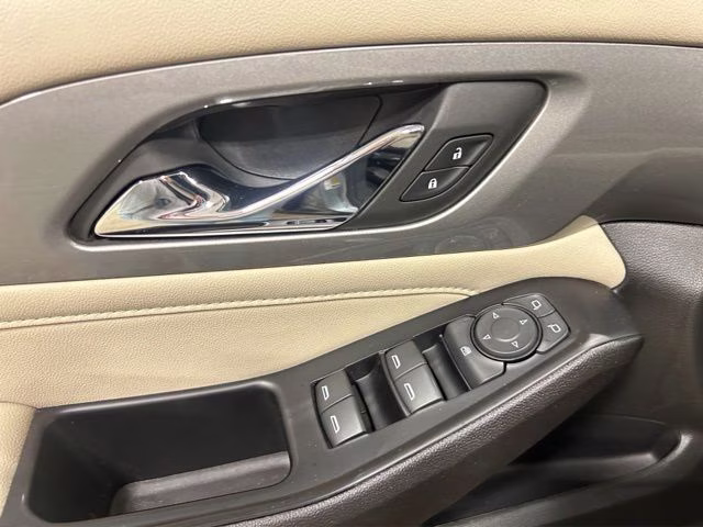 2023 Sterling Gray Metallic Chevrolet Traverse LS AWD SUV