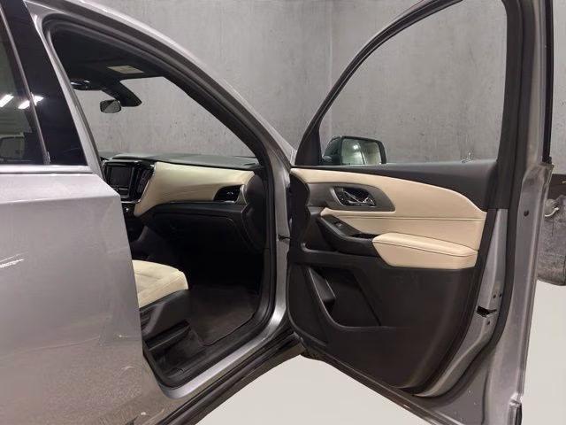2023 Sterling Gray Metallic Chevrolet Traverse LS AWD SUV
