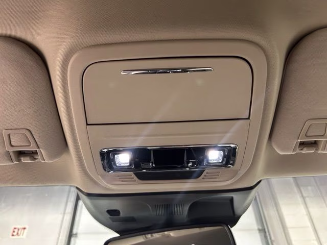 2021 Pristine White Lincoln Corsair Standard AWD SUV