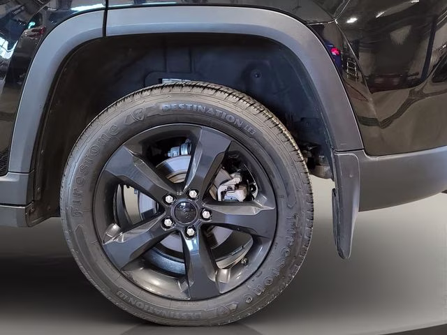 2023 Diamond Black Crystal Pearlcoat Jeep Grand Cherokee Altitude X 4X4 SUV