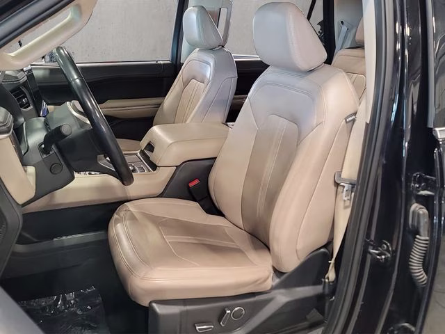 2024 Agate Black Metallic Ford Expedition Limited 4X4 SUV