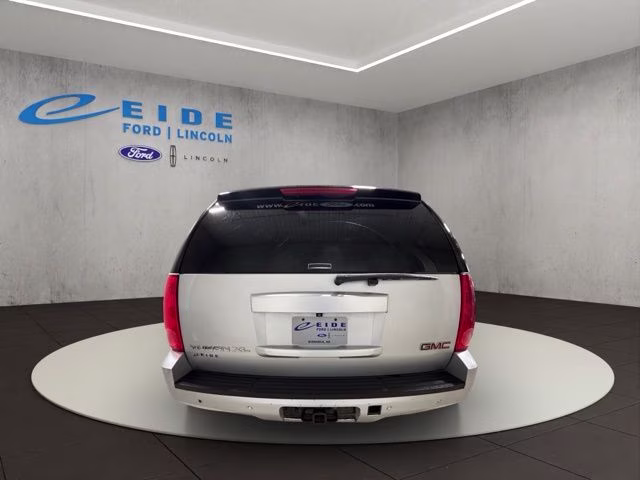 2014 Quicksilver Metallic GMC Yukon XL SLE 1500 4X4 SUV