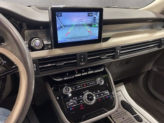 2021 Pristine White Lincoln Corsair Standard AWD SUV