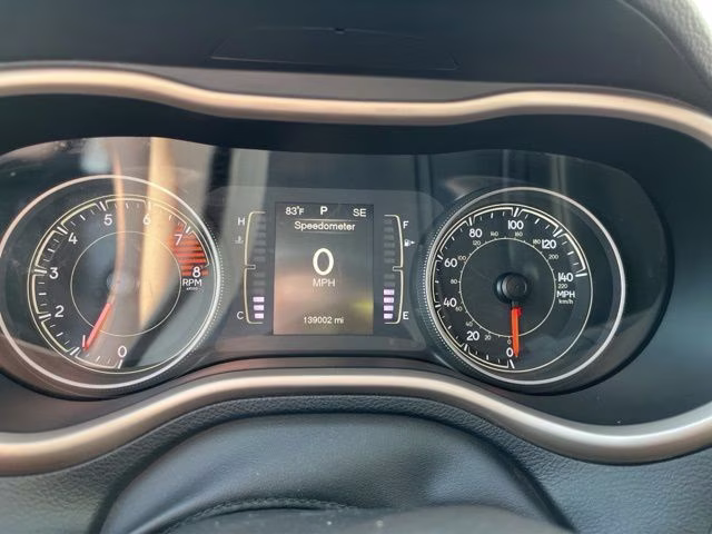 2016 Light Brownstone Pearlcoat Jeep Cherokee Latitude 4X4 SUV