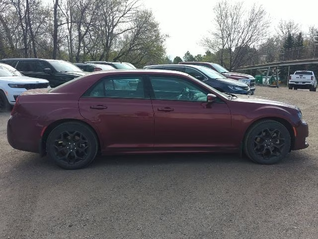 2023 Velvet Chrysler 300 Touring AWD Sedan