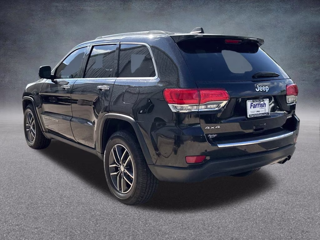 2018 Diamond Black Crystal Pearlcoat Jeep Grand Cherokee Limited 4X4 SUV