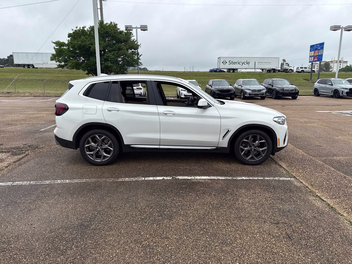 2024 Alpine White BMW X3 sDrive30i RWD SUV