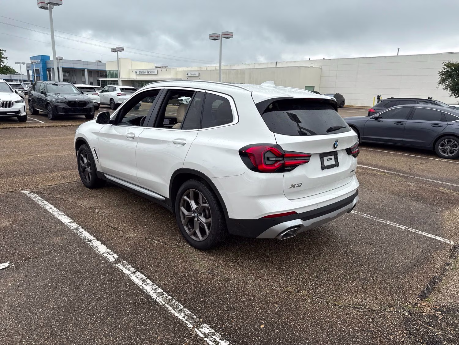 2024 Alpine White BMW X3 sDrive30i RWD SUV