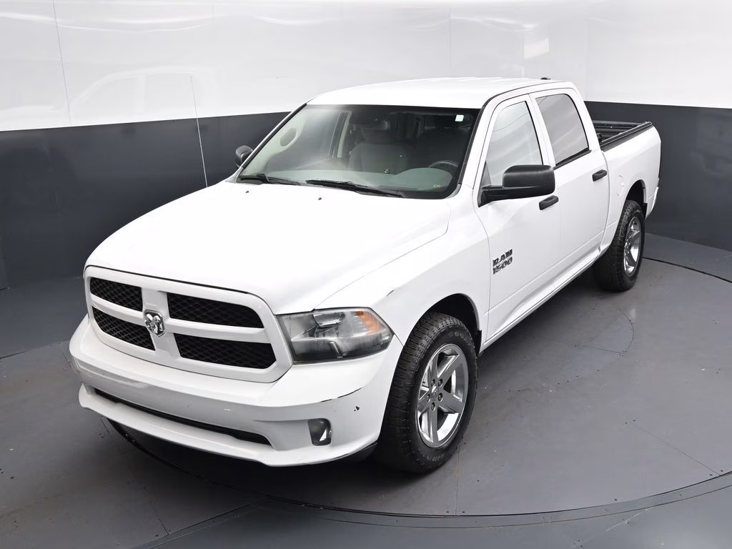 2016 Bright White Clearcoat Ram 1500 Express 4X4 Truck