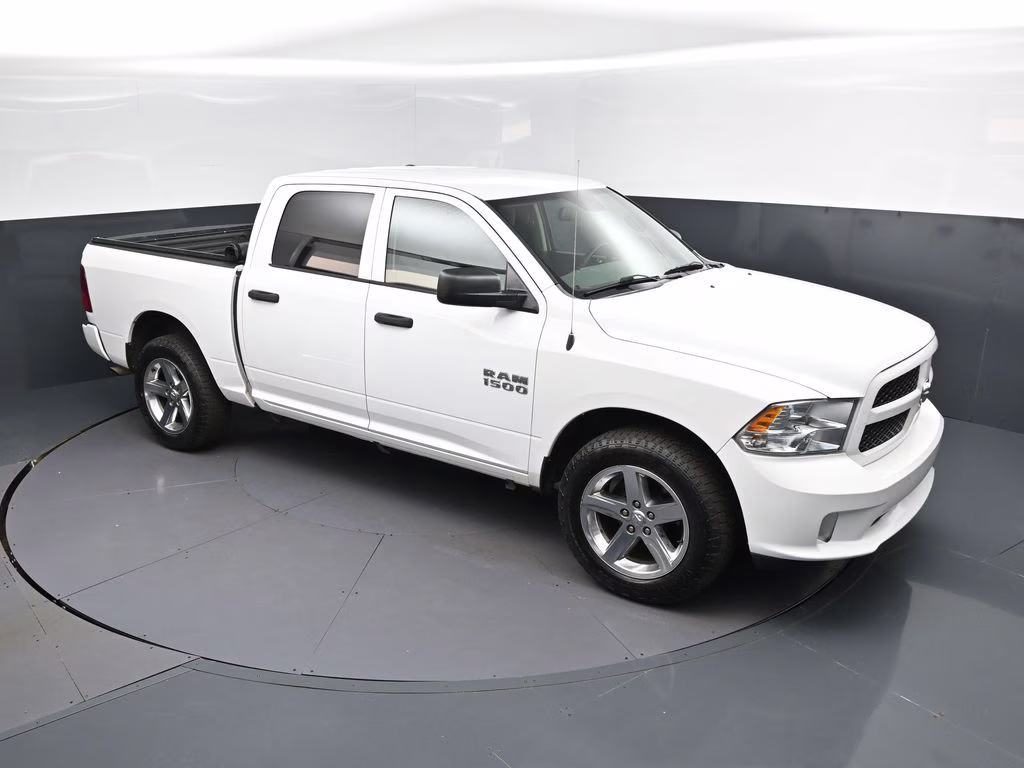 2016 Bright White Clearcoat Ram 1500 Express 4X4 Truck