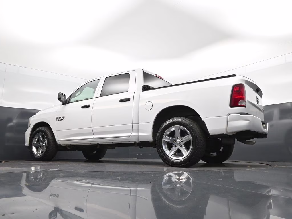 2016 Bright White Clearcoat Ram 1500 Express 4X4 Truck