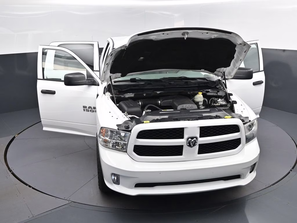 2016 Bright White Clearcoat Ram 1500 Express 4X4 Truck
