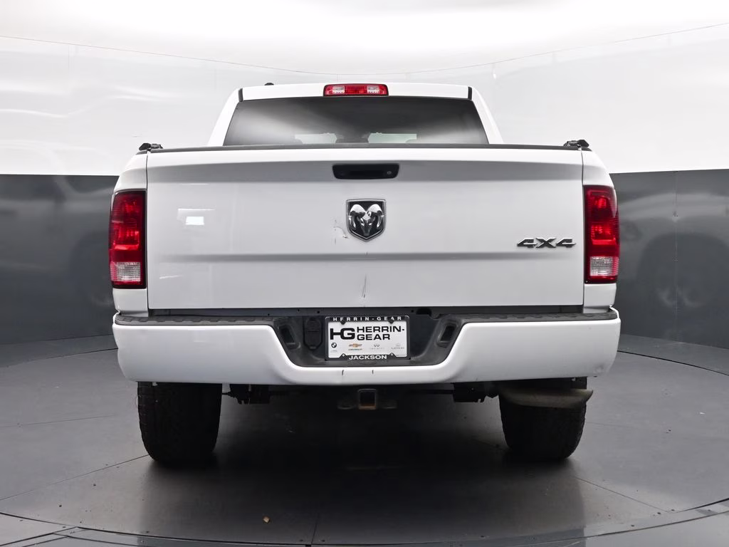 2016 Bright White Clearcoat Ram 1500 Express 4X4 Truck