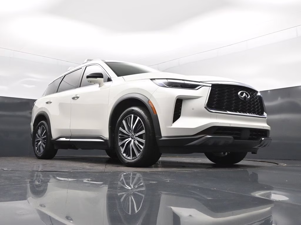 2023 Majestic White INFINITI QX60 Sensory AWD SUV