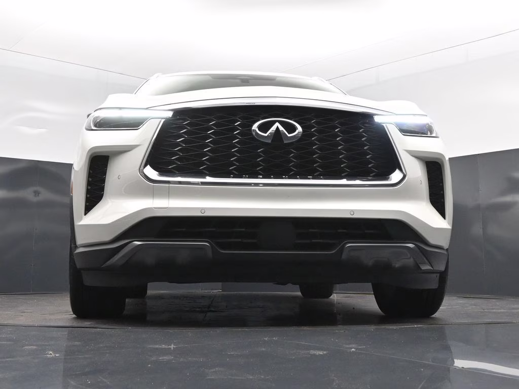 2023 Majestic White INFINITI QX60 Sensory AWD SUV