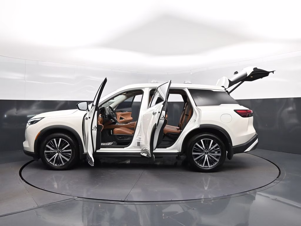 2023 Majestic White INFINITI QX60 Sensory AWD SUV