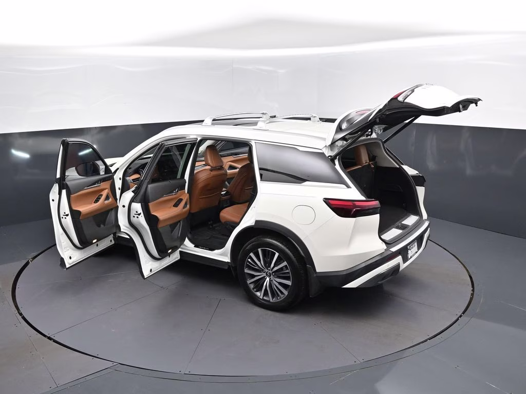2023 Majestic White INFINITI QX60 Sensory AWD SUV