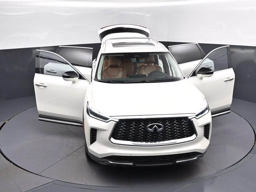 2023 Majestic White INFINITI QX60 Sensory AWD SUV