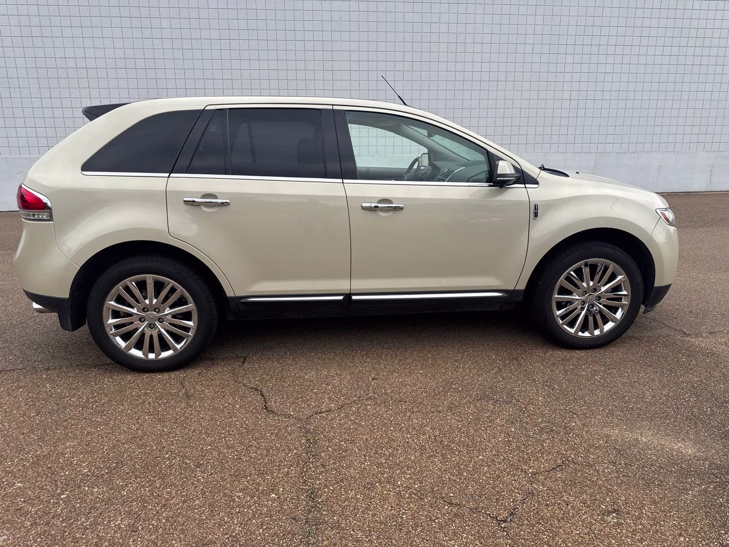 2014 Platinum Lincoln MKX Elite FWD SUV