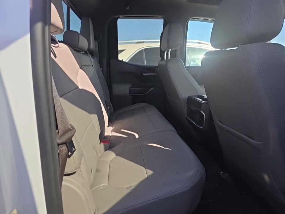 2019 Summit White GMC Sierra 1500 SLT 4X4 Truck