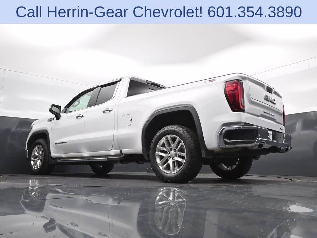 2019 Summit White GMC Sierra 1500 SLT 4X4 Truck