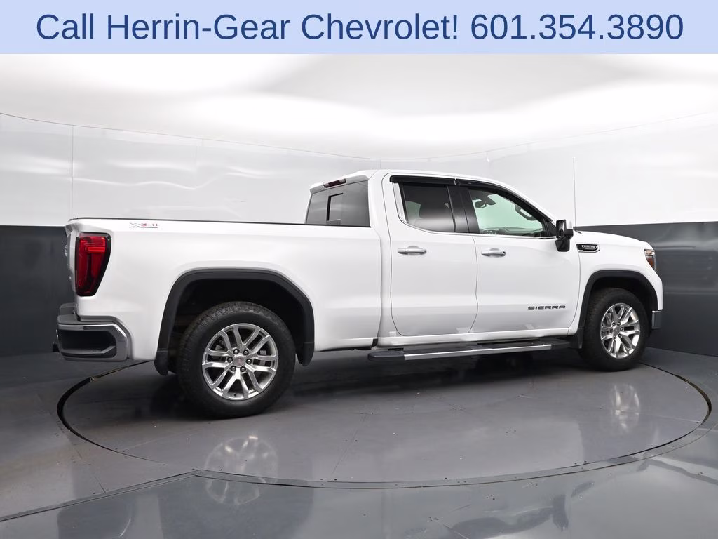2019 Summit White GMC Sierra 1500 SLT 4X4 Truck