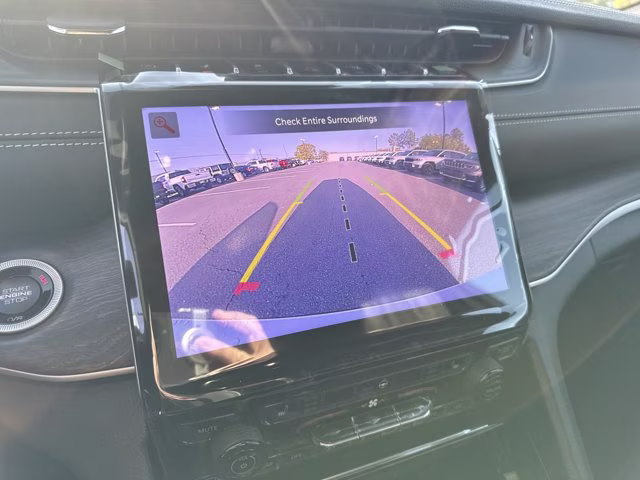 2025 Silver Zynith Jeep Grand Cherokee L Limited RWD SUV