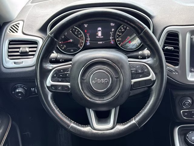 2018 Billet Silver Metallic Clearcoat Jeep Compass Latitude 4X4 SUV