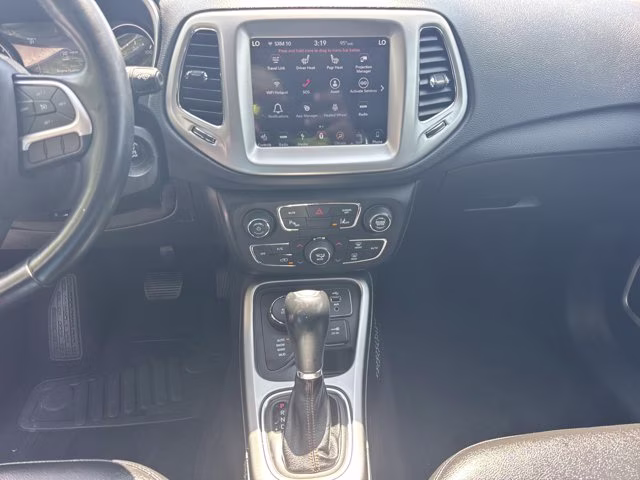 2018 Billet Silver Metallic Clearcoat Jeep Compass Latitude 4X4 SUV