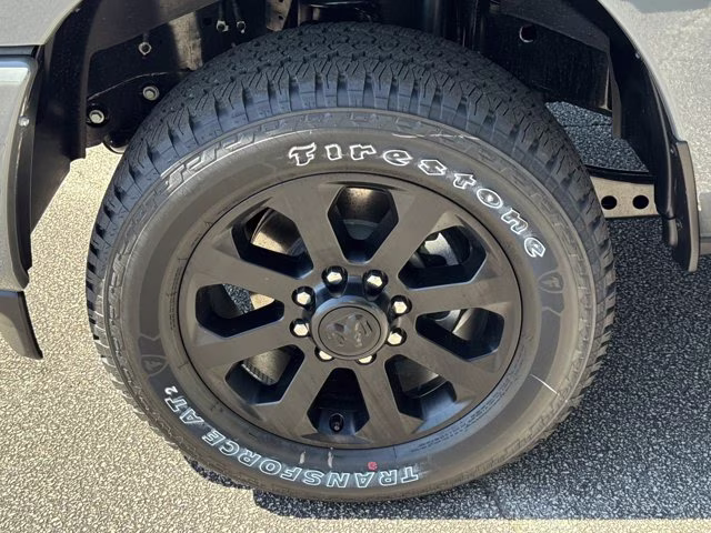 2026 Ceramic Gray Clearcoat Ram 2500 Black Express 4X4 Truck