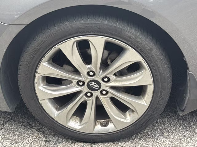 2013 Harbor Gray Metallic Hyundai Sonata SE FWD Sedan