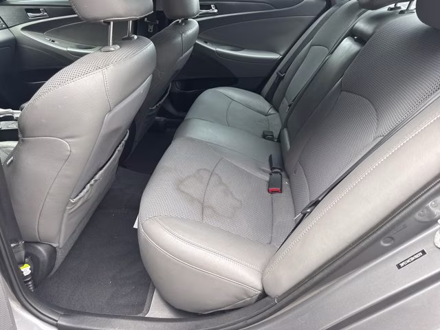 2013 Harbor Gray Metallic Hyundai Sonata SE FWD Sedan