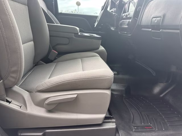2018 Summit White Chevrolet Silverado 1500 RWD Truck