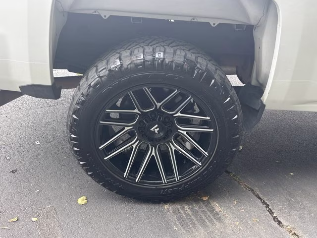 2018 Summit White Chevrolet Silverado 1500 RWD Truck