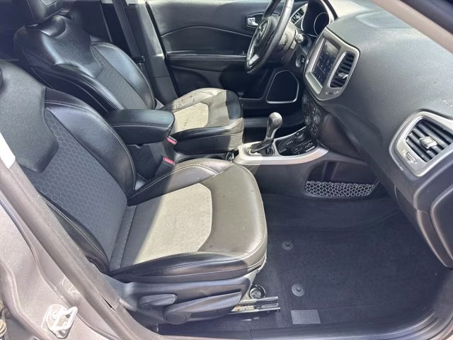 2018 Billet Silver Metallic Clearcoat Jeep Compass Latitude 4X4 SUV