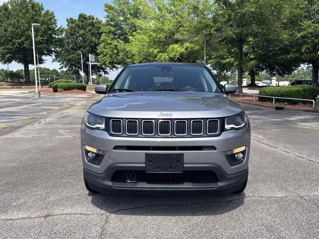 2018 Billet Silver Metallic Clearcoat Jeep Compass Latitude 4X4 SUV