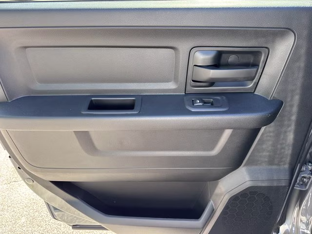 2026 Ceramic Gray Clearcoat Ram 2500 Black Express 4X4 Truck