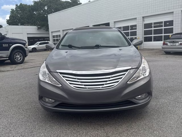 2013 Harbor Gray Metallic Hyundai Sonata SE FWD Sedan